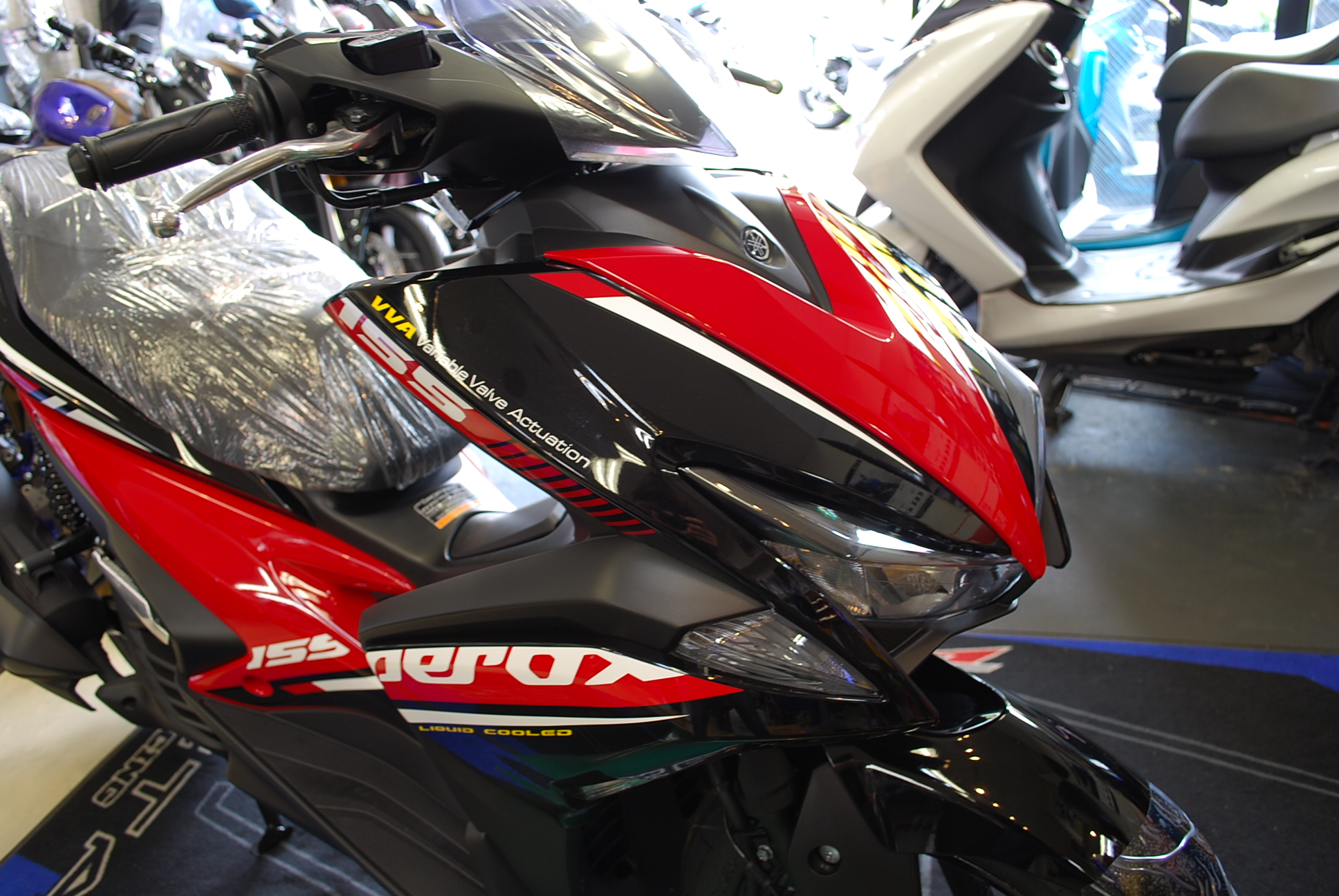 エアロックス　N-MAX　ヨシムラ 025